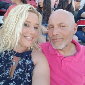 Meet your Posher, Donya